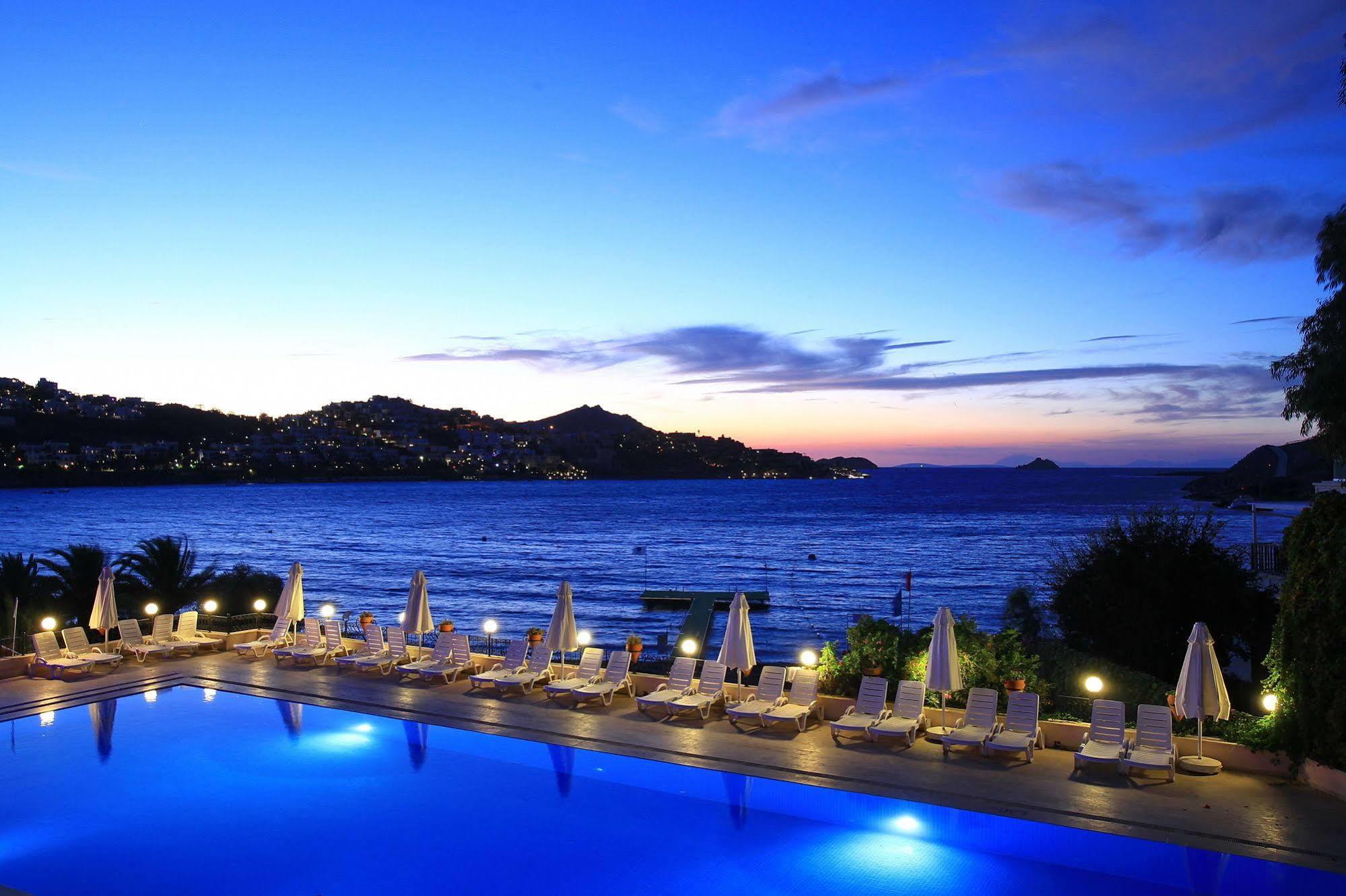 Cactus Mirage Family Club Hotel Yalikavak Exterior photo